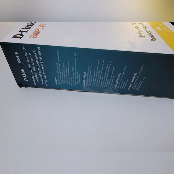 Wireless AC750 Dual Band Router - (DIR-819) - Picture 4 of 9